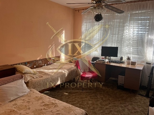 Продава МНОГОСТАЕН, гр. Айтос, област Бургас, снимка 9 - Апартаменти - 54237677