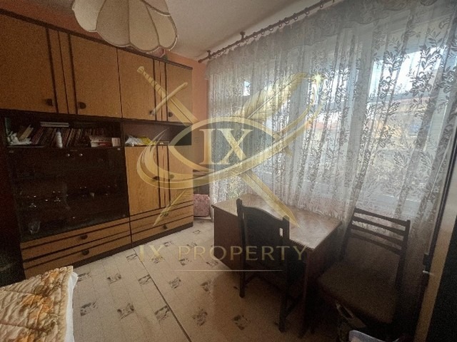 Продава МНОГОСТАЕН, гр. Айтос, област Бургас, снимка 3 - Апартаменти - 54237677