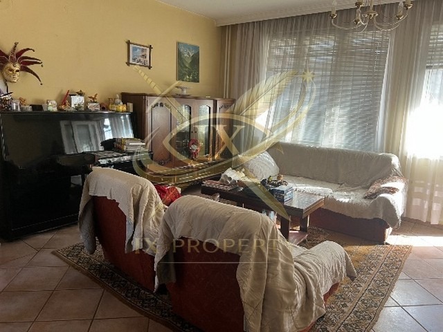 Продава МНОГОСТАЕН, гр. Айтос, област Бургас, снимка 2 - Апартаменти - 54237677