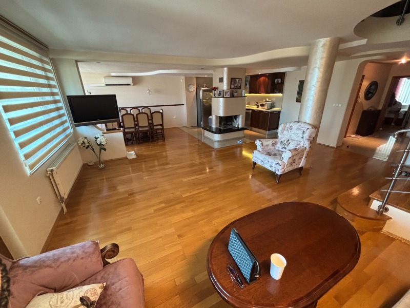 Продава МЕЗОНЕТ, гр. Бургас, Център, снимка 4 - Апартаменти - 52613066