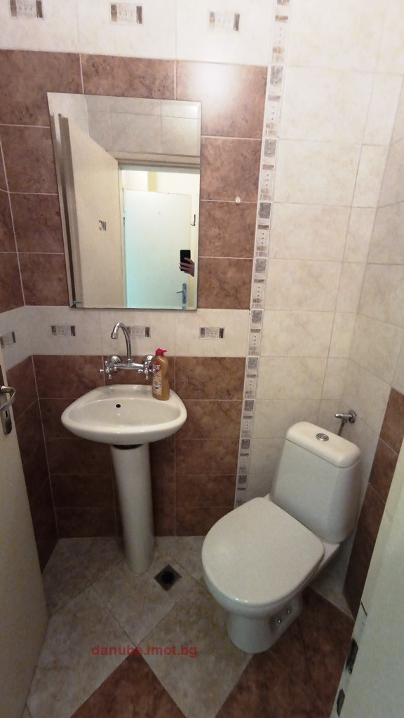 Продава МАГАЗИН, гр. Русе, Център, снимка 3 - Магазини - 54173903