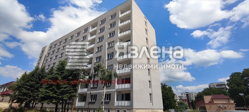 Продава 3-СТАЕН, гр. Перник, Изток, снимка 1 - Aпартаменти - 46840358