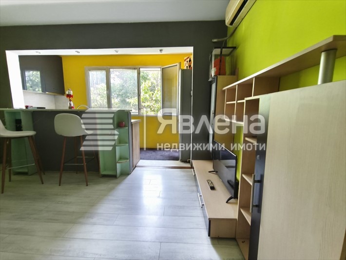 À venda  2 quartos Plovdiv , Kiutchuk Parij , 64 m² | 38442769
