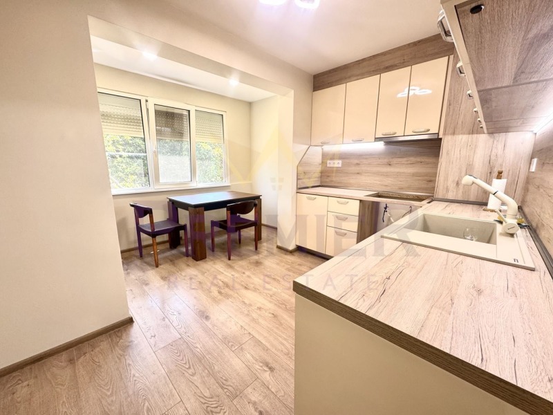 Продава  3-стаен град Варна , Левски 1 , 62 кв.м | 42674270