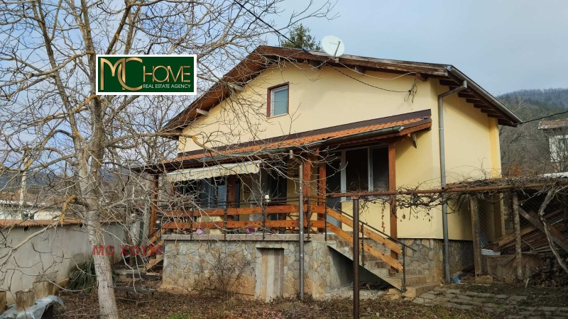 En venta  Casa región Sofia , Botevgrad , 160 metros cuadrados | 90374608 - imagen [2]