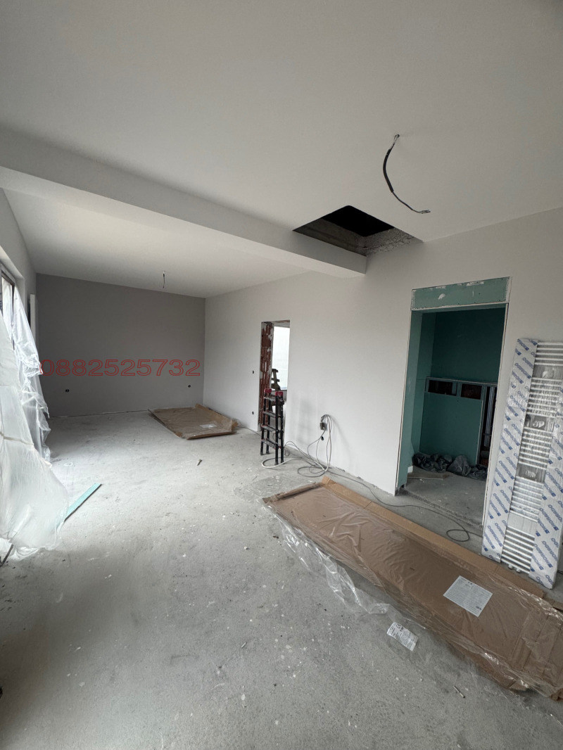 Продава КЪЩА, гр. София, с. Негован, снимка 13 - Къщи - 52996462