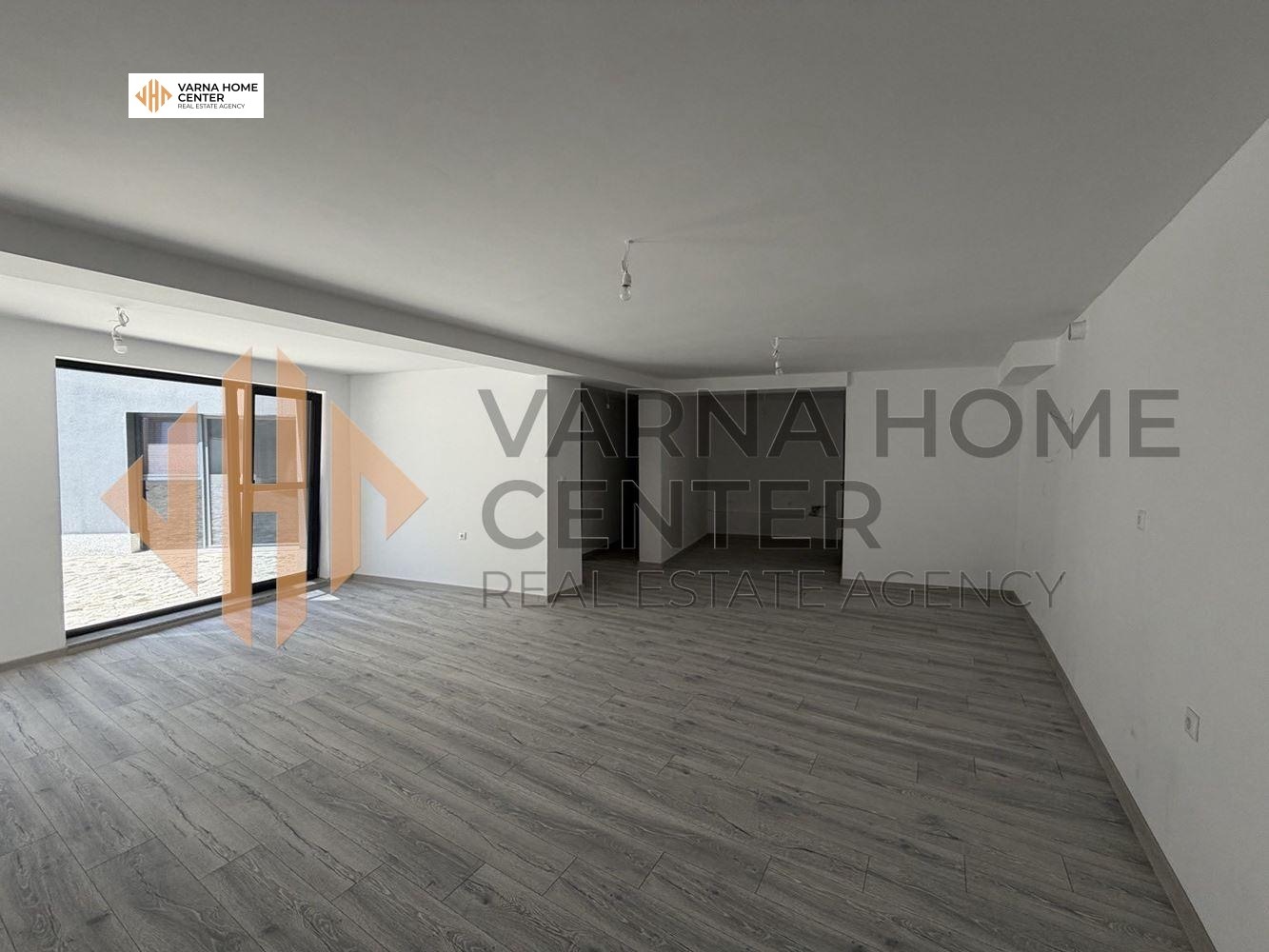 Продава 3-СТАЕН, гр. Варна, м-т Евксиноград, снимка 2 - Апартаменти - 55584422