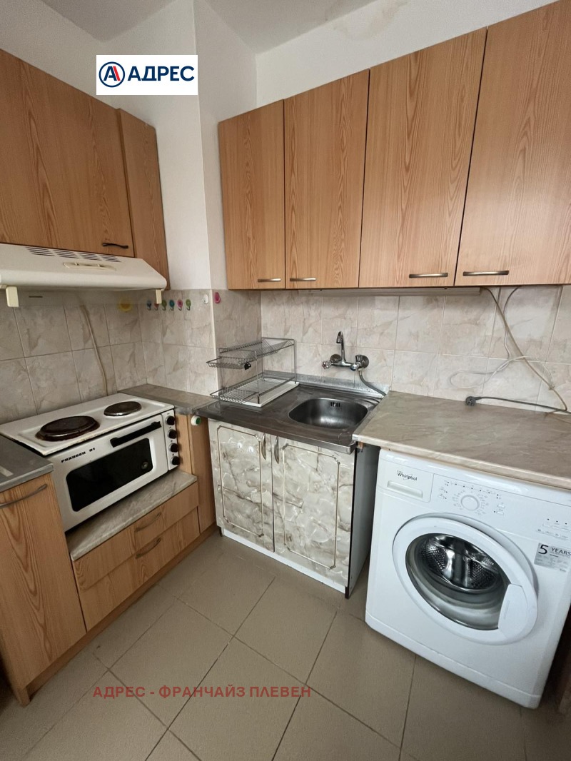 Продава  2-стаен град Ловеч , Младост , 76 кв.м | 84273421 - изображение [2]