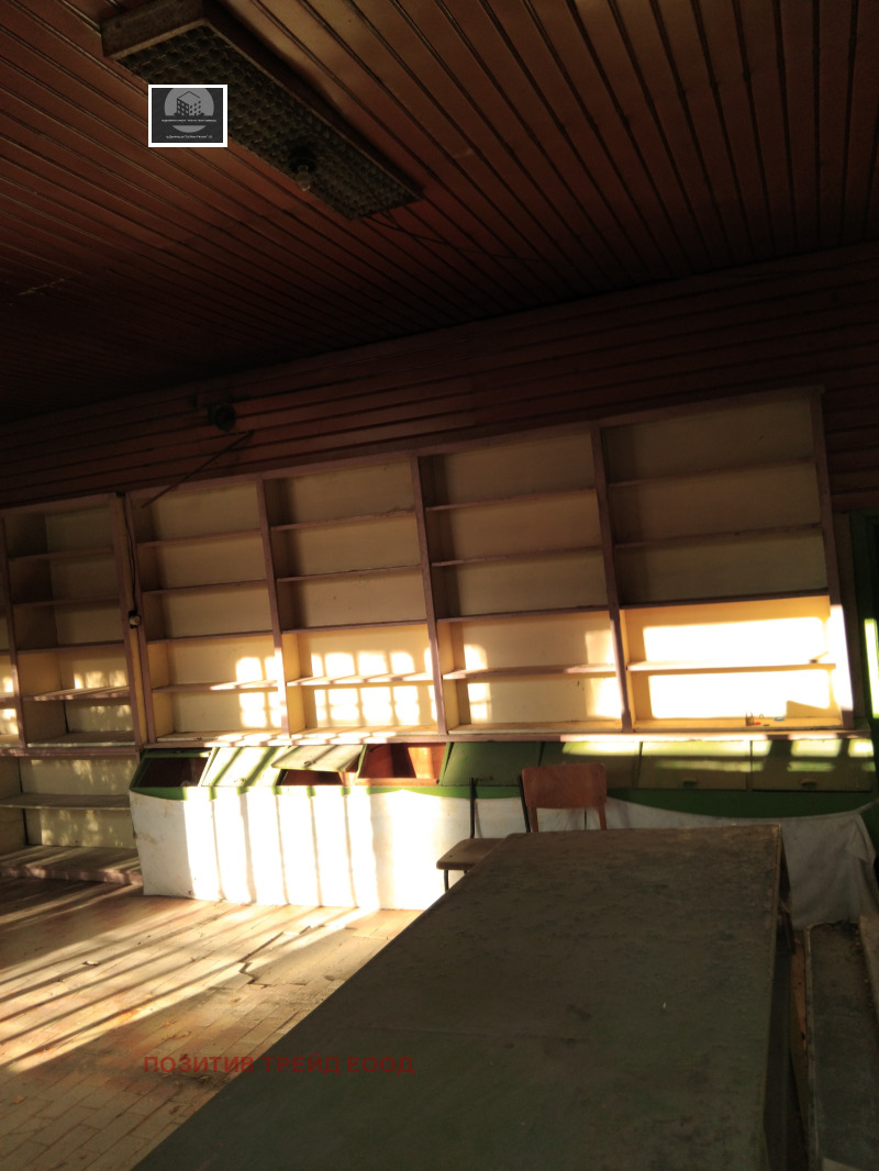 Продава МАГАЗИН, с. Каменичка Скакавица, област Кюстендил, снимка 5 - Магазини - 52406067