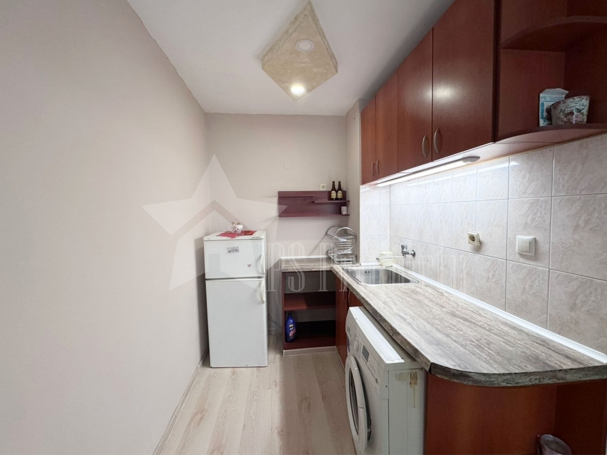 Продава 2-СТАЕН, гр. Стара Загора, Център, снимка 7 - Апартаменти - 54921799