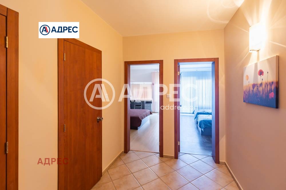 Продава МНОГОСТАЕН, гр. Варна, Център, снимка 9 - Апартаменти - 56197797
