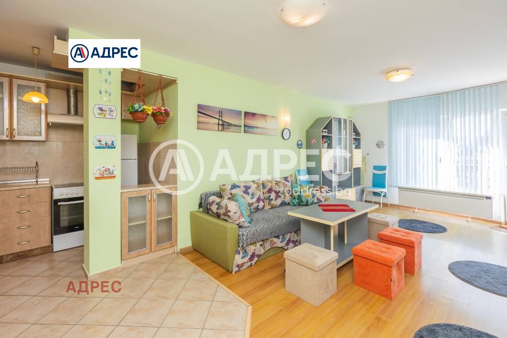 Продава МНОГОСТАЕН, гр. Варна, Център