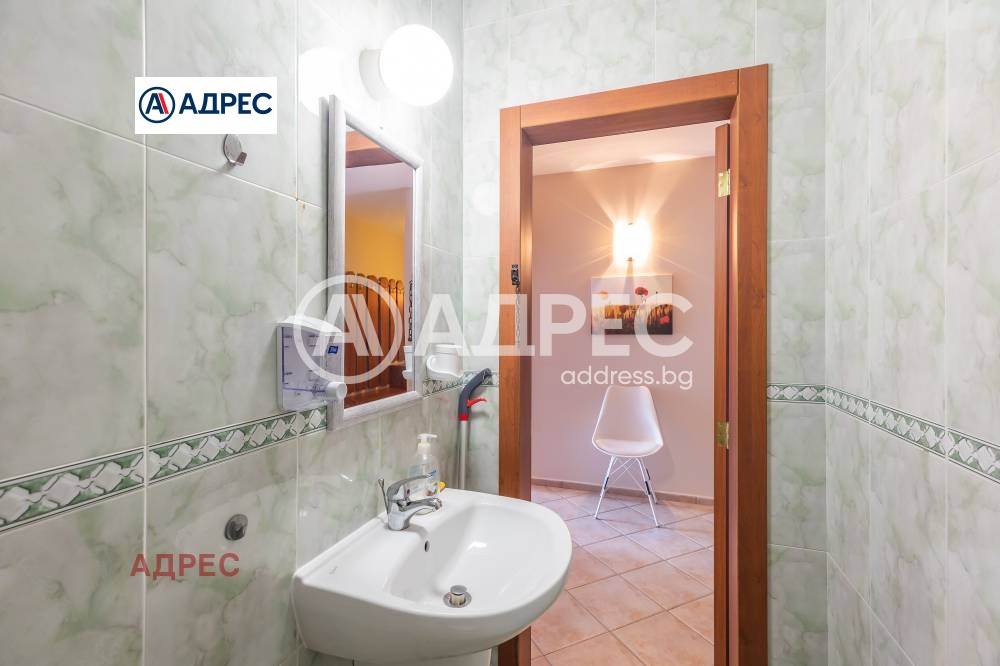 Продава МНОГОСТАЕН, гр. Варна, Център, снимка 15 - Апартаменти - 56197797
