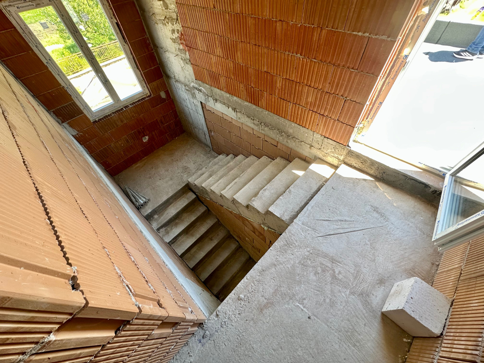 Продава КЪЩА, гр. София, с. Волуяк, снимка 6 - Къщи - 55300128