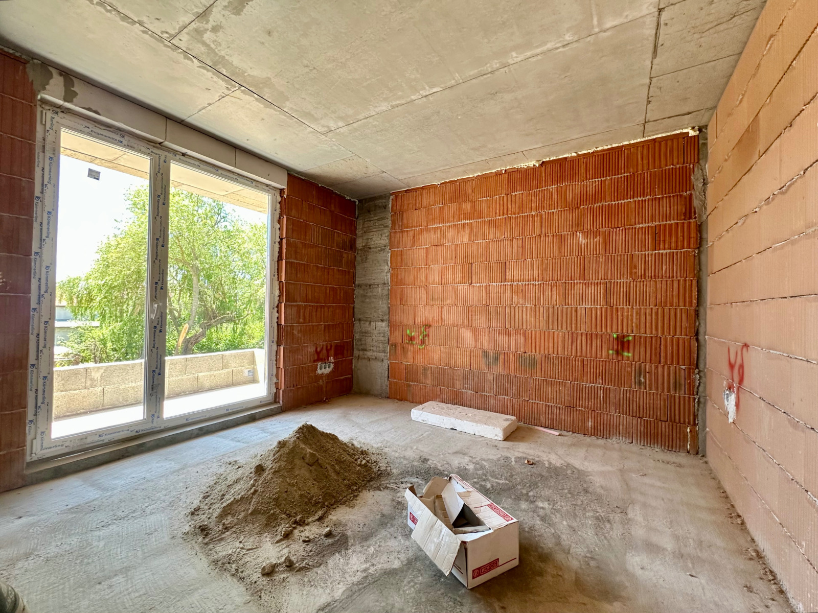 Продава КЪЩА, гр. София, с. Волуяк, снимка 4 - Къщи - 55300128