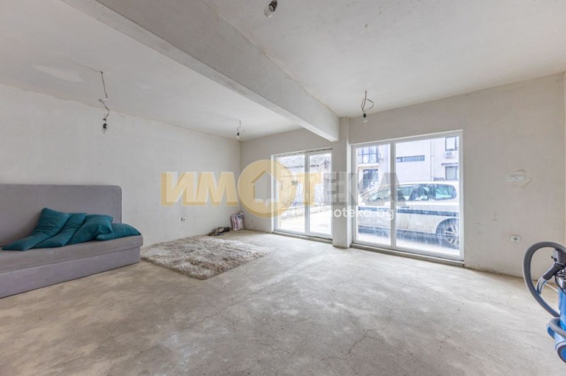 Продава ОФИС в град Варна, Трошево - 67 кв.м / 93 000 € » 181 892.19 лв., ИМОТЕКА