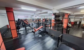 МАГАЗИН, 247 m2