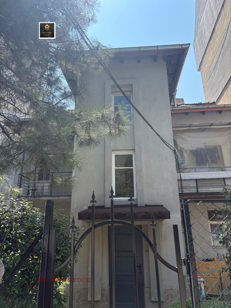 Продаја  1 спаваћа соба Софија , Центар , 56 м2 | 92352291