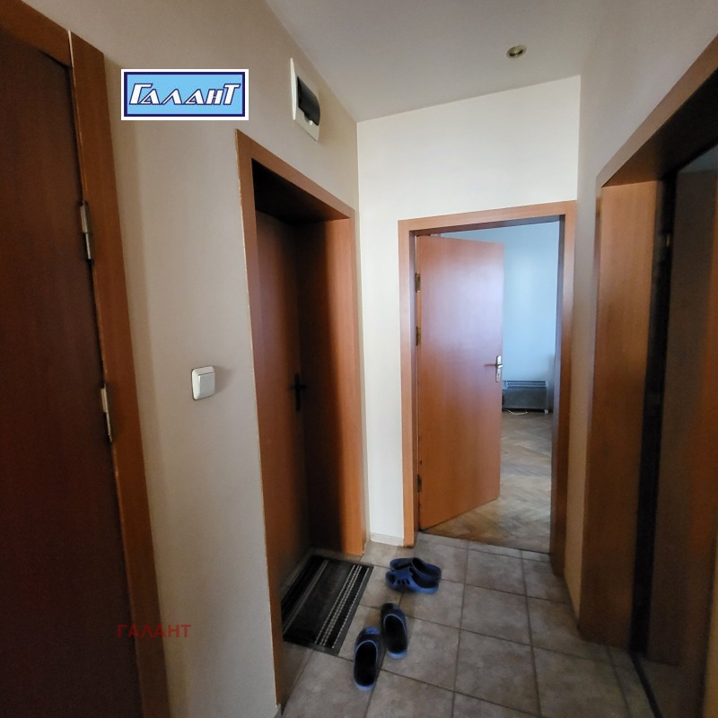 Продава 3-СТАЕН, гр. Варна, Победа, снимка 4 - Апартаменти - 52702054