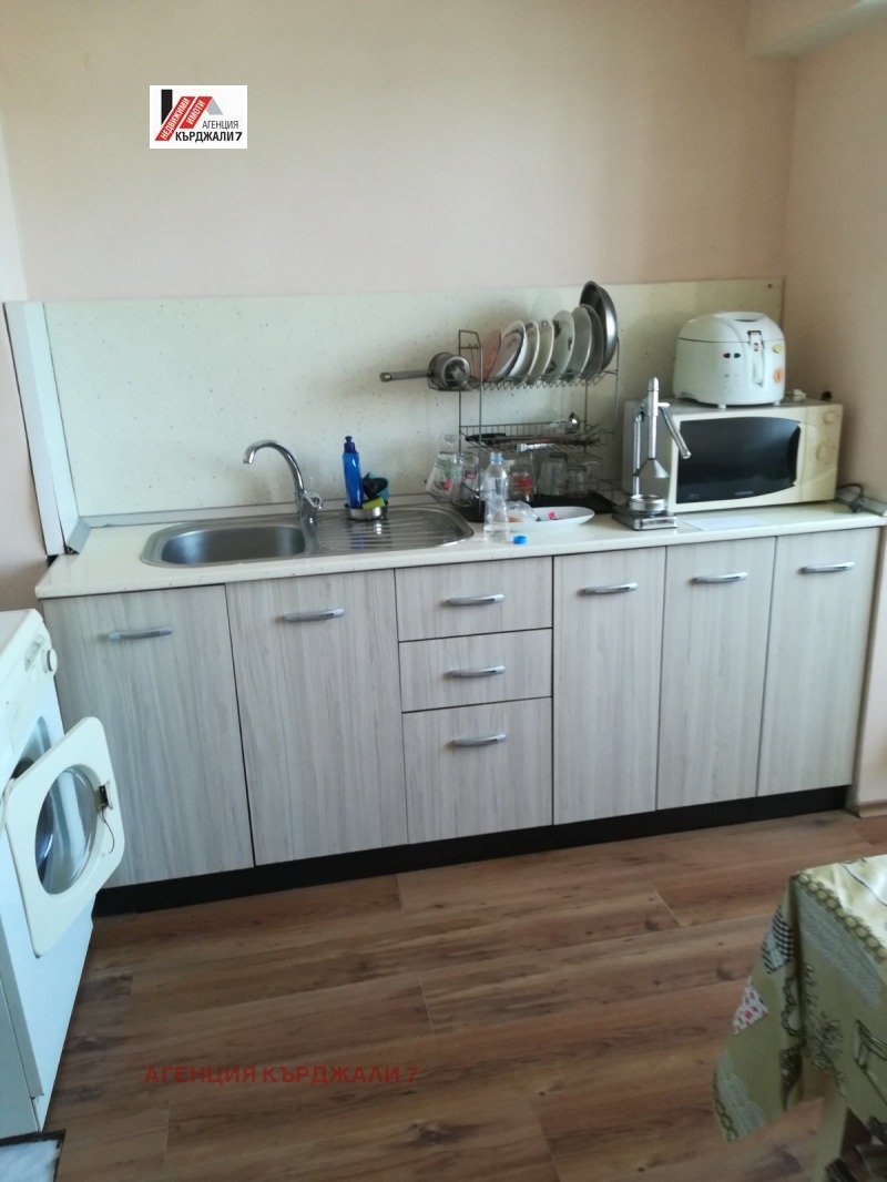 Продаја  3 спаваће собе Карджали , Веселчане , 90 м2 | 26921361 - слика [2]