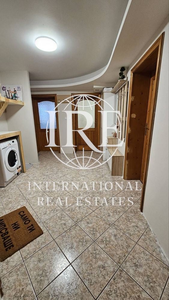 Продава 4-СТАЕН, гр. Варна, Погреби, снимка 12 - Апартаменти - 53561736