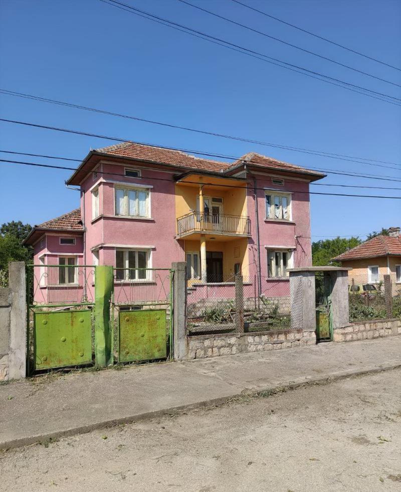 Продава  Къща област Велико Търново , с. Драганово , 230 кв.м | 68570219 - изображение [2]