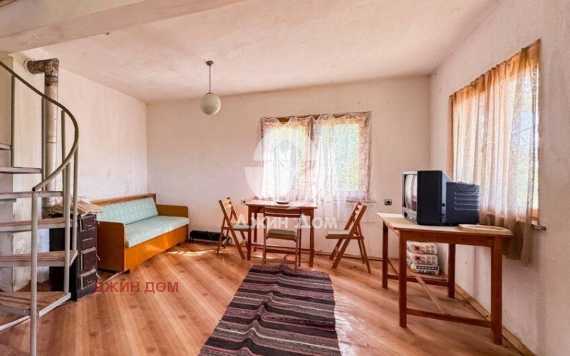 Продава КЪЩА, с. Китка, област Бургас, снимка 3 - Къщи - 52897158