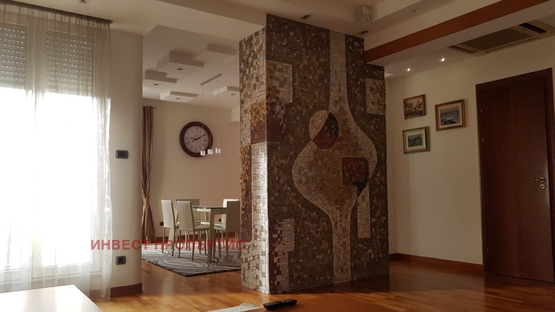 Продава 3-СТАЕН в град София, Център - 172 кв.м / 599 000 € » 1 171 542.17 лв., ИНВЕСТ ПРОПЪРТИС