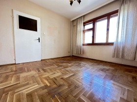 1 dormitorio Vladislav Varnenchik 1, Varna 2