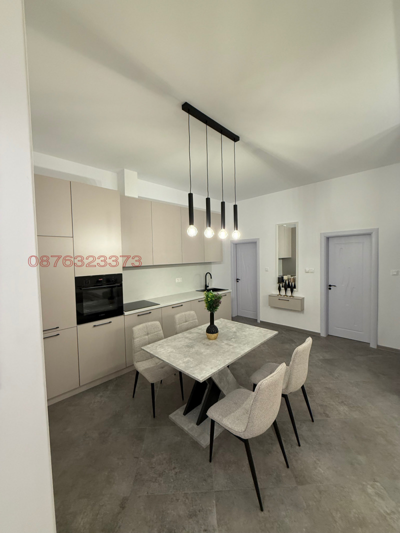 Продава 3-СТАЕН, гр. София, Център, снимка 8 - Апартаменти - 52581944