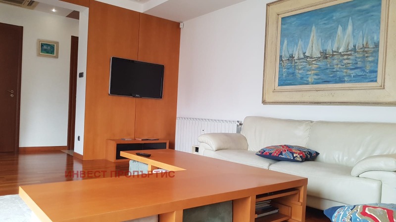 Продава 3-СТАЕН, гр. София, Център, снимка 3 - Апартаменти - 52621343