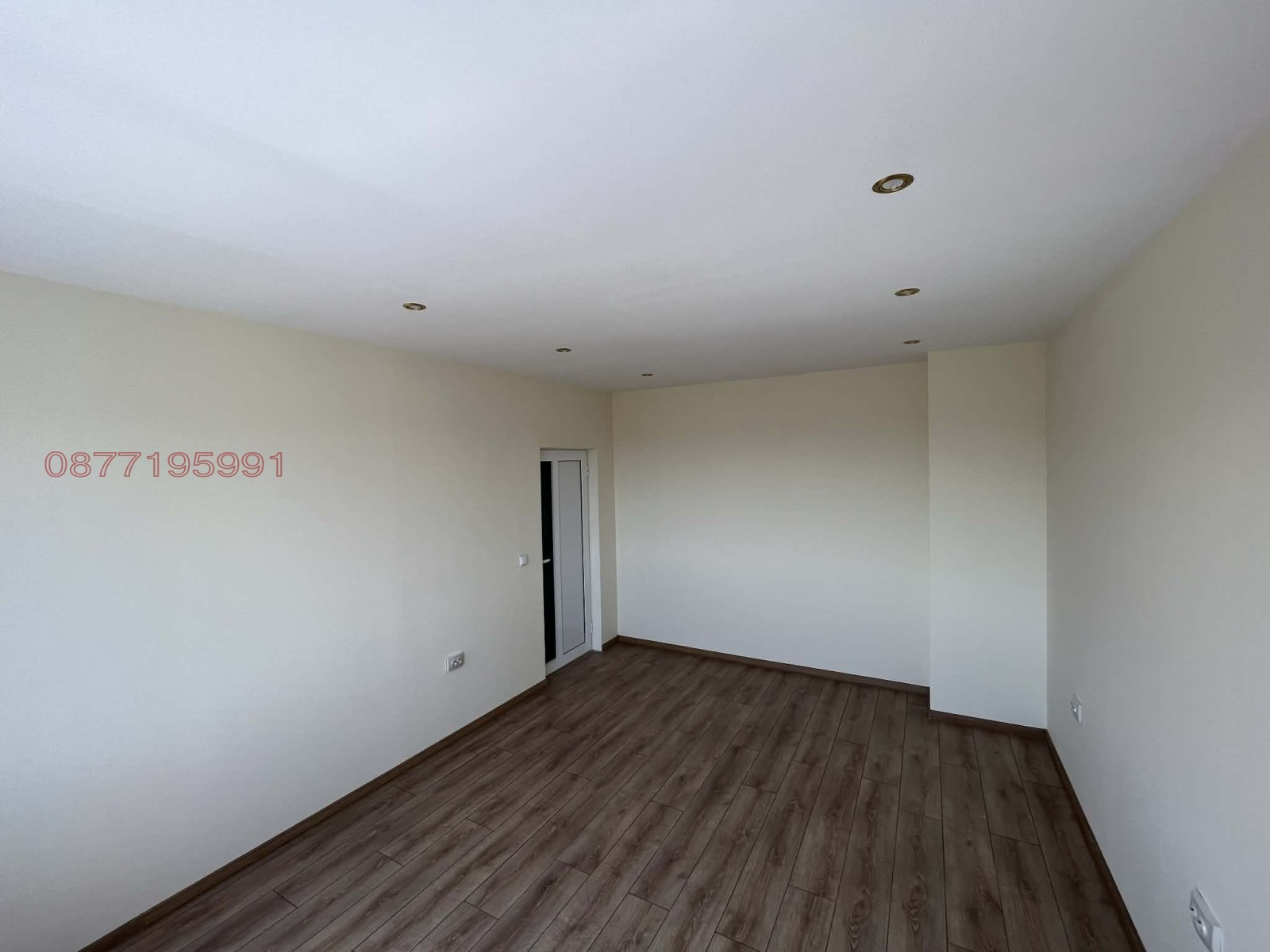 Продава 2-СТАЕН, гр. Добрич, Йовково, снимка 2 - Апартаменти - 54181448