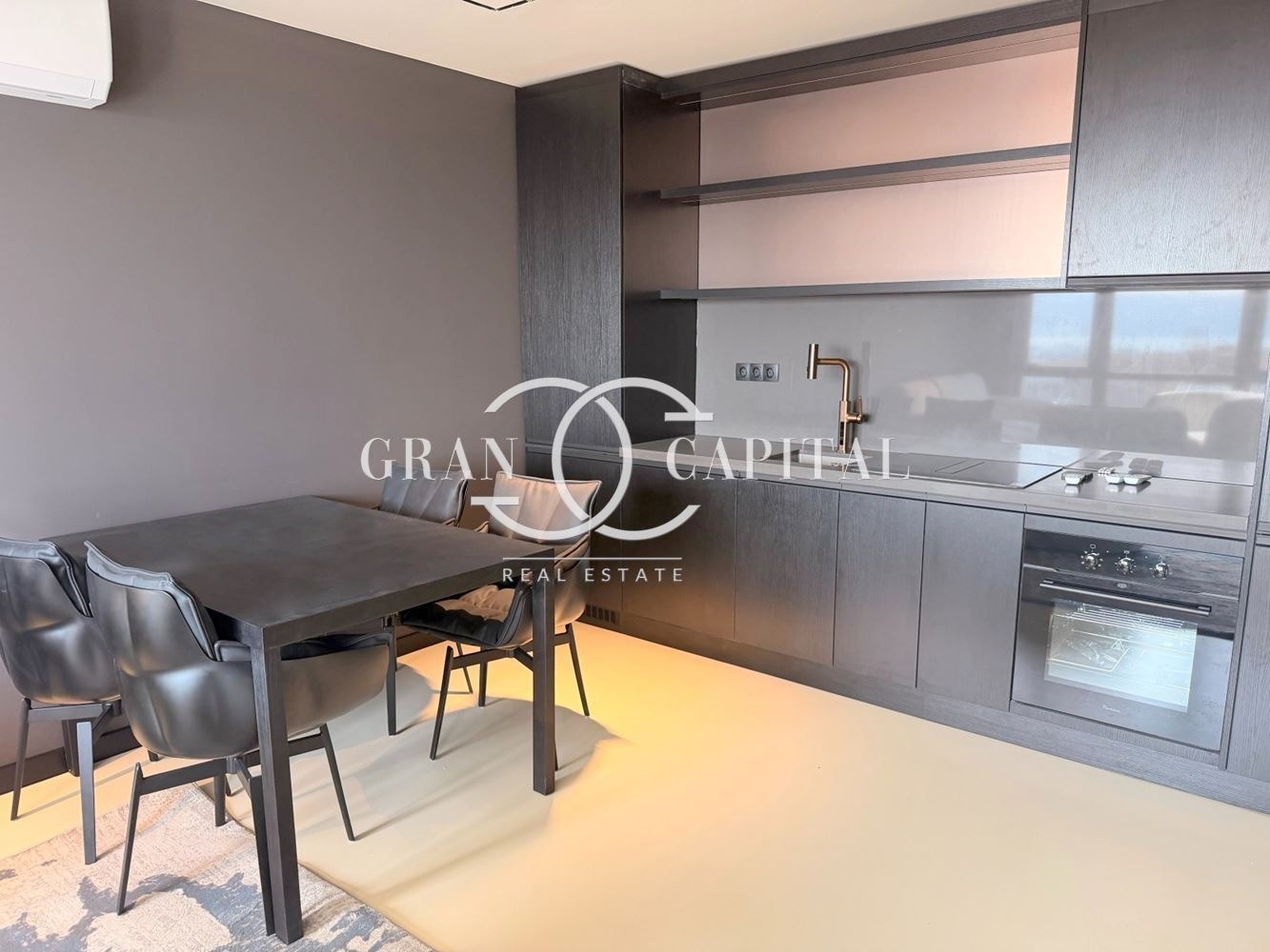 Продава 3-СТАЕН, гр. Варна, Център, снимка 2 - Апартаменти - 55960569