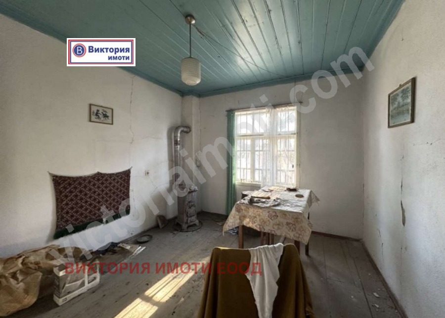 Продава КЪЩА, с. Косарка, област Габрово, снимка 2 - Къщи - 49399769