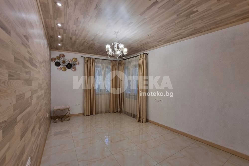 Продава КЪЩА, гр. София, Оборище, снимка 3 - Къщи - 50791216