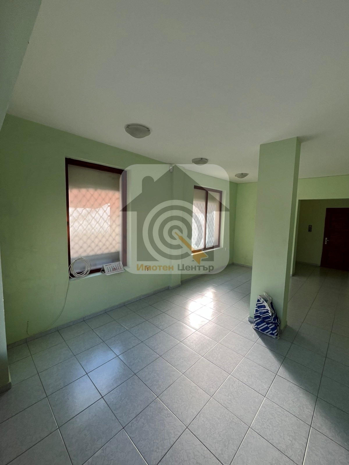 Продава МАГАЗИН, гр. София, Павлово, снимка 2 - Магазини - 52800736