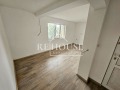 Продава ОФИС, град Варна, Колхозен пазар • 79990 € / 156446.84 лв. • 78083143 3