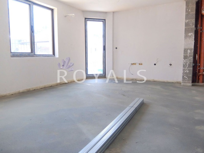 Продава  1-стаен, град Варна, Владислав Варненчик 1 • 75 200 EUR • ID 31598165 — holmes.bg - [1] 