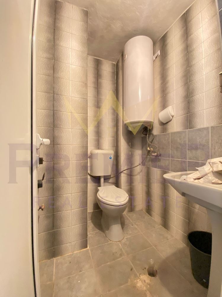 Myytävänä  1 makuuhuone Varna , Zimno kino Trakija , 64 neliömetriä | 47354049 - kuva [8]