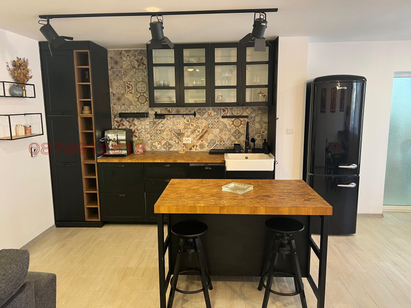 Продава 3-СТАЕН, гр. Ловеч, Център, снимка 2 - Апартаменти - 53177737