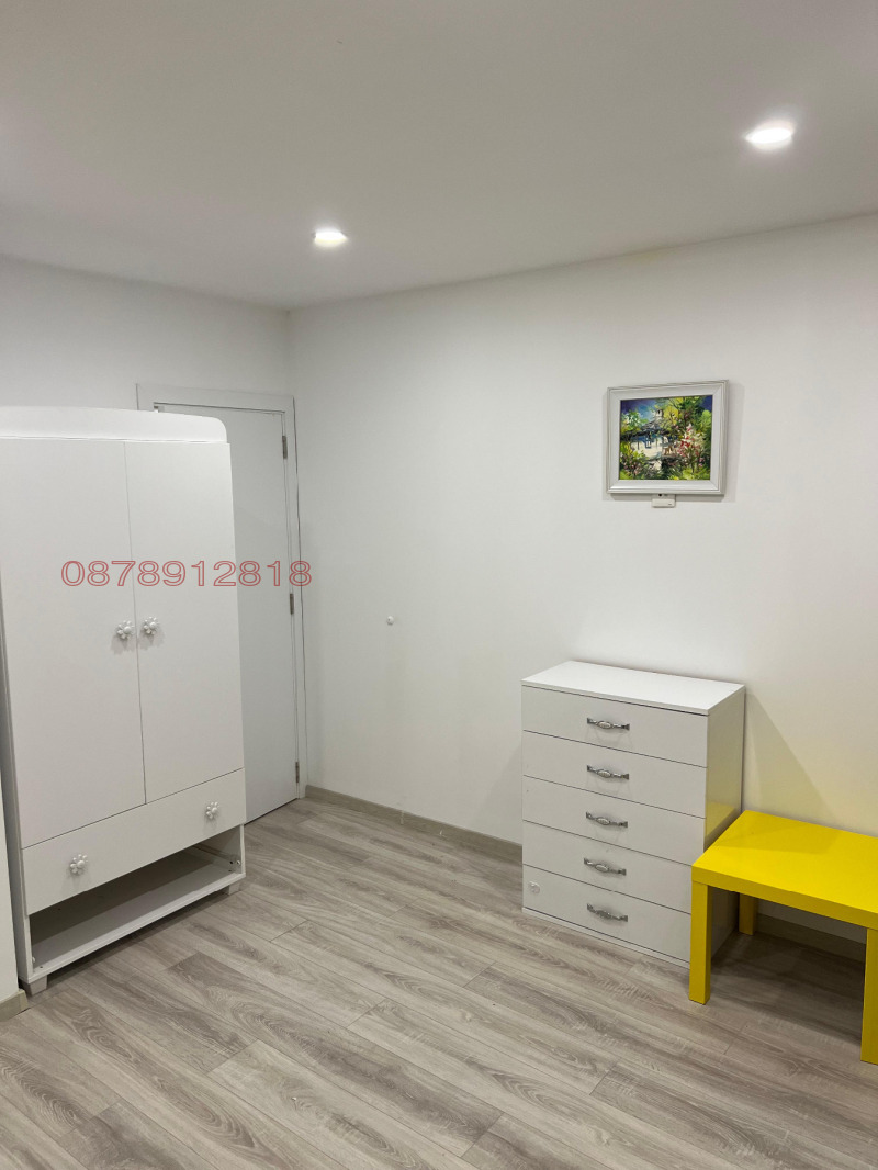 Продава 3-СТАЕН, гр. Ловеч, Център, снимка 9 - Апартаменти - 53177737