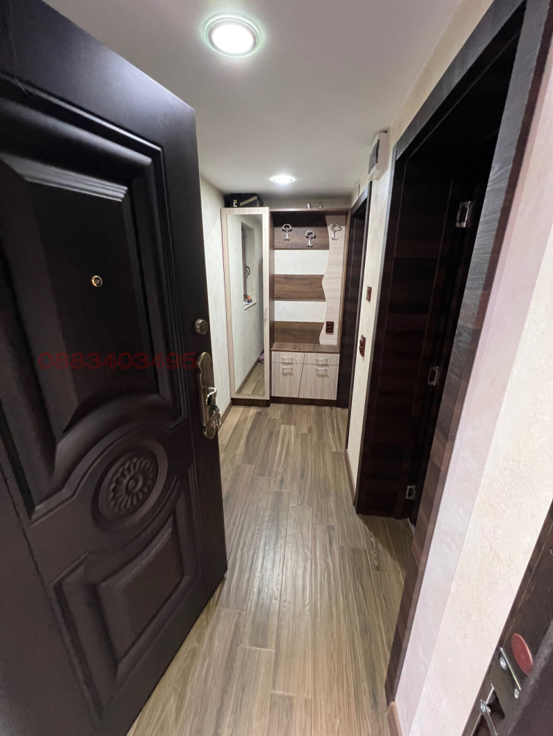 Продава ЕТАЖ ОТ КЪЩА, гр. Монтана, Плиска, снимка 6 - Етаж от къща - 53051550