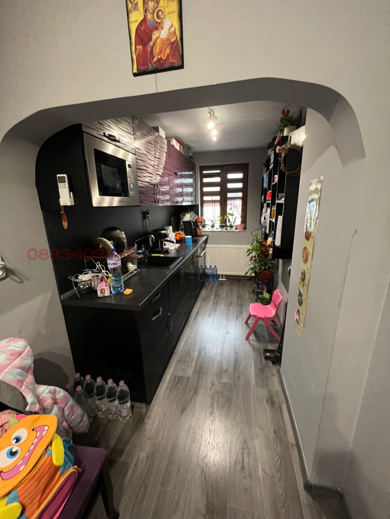 Продава ЕТАЖ ОТ КЪЩА, гр. Монтана, Плиска, снимка 12 - Етаж от къща - 53051550