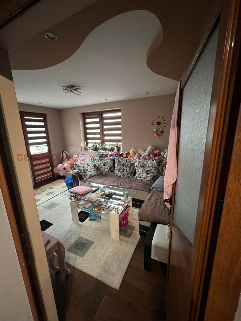 Продава ЕТАЖ ОТ КЪЩА, гр. Монтана, Плиска, снимка 14 - Етаж от къща - 53051550