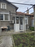 Продава КЪЩА, гр. Чирпан, област Стара Загора, снимка 1