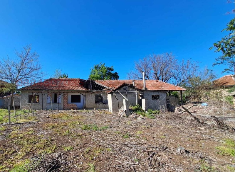 Продава КЪЩА в област Велико Търново, с. Поликраище - 42 кв.м / 39 800 € » 77 842.03 лв.