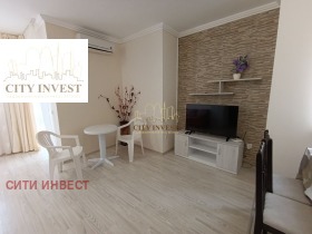 1 quarto k.k. Slantchev briag, região Burgas
