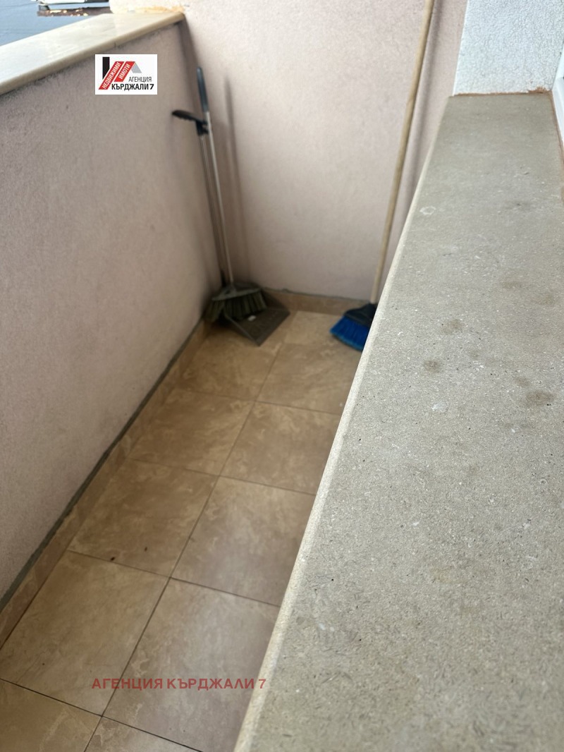 Продава 2-СТАЕН, гр. Кърджали, Възрожденци, снимка 10 - Апартаменти - 53018185