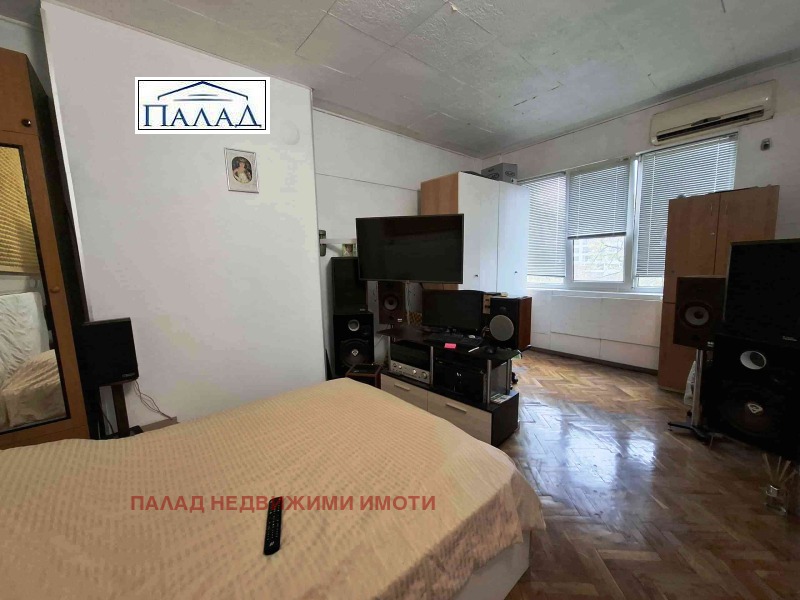 Продава 3-СТАЕН, гр. Варна, Център, снимка 10 - Апартаменти - 51685760