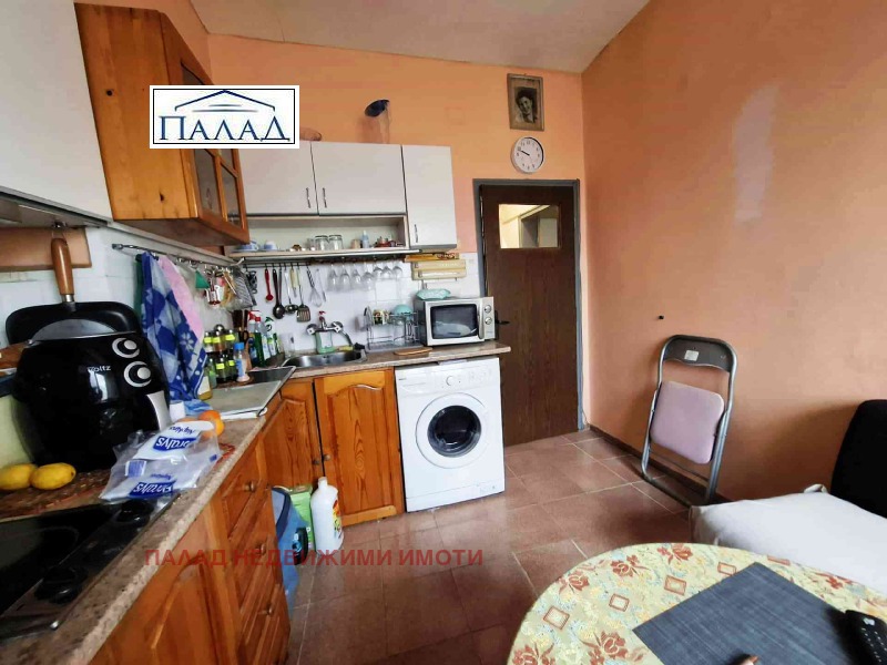 Продава 3-СТАЕН, гр. Варна, Център, снимка 2 - Апартаменти - 51685760